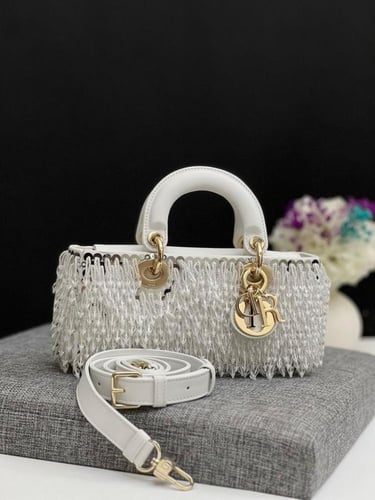 DIOR 22CM (Limited Edition) إصدار خاص
