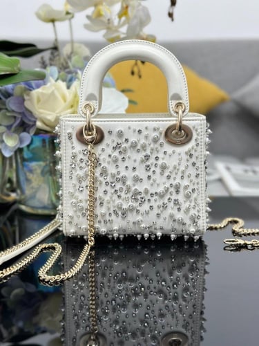 Lady Dior mini 17CM(Limited Edition) إصدار خاص