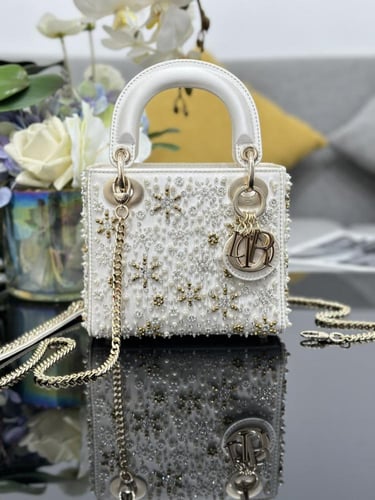 Lady Dior mini 17CM(Limited Edition) إصدار خاص