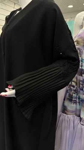 عبايه كريستال على الكتف و تكسير من الاكمام "بطقطق"