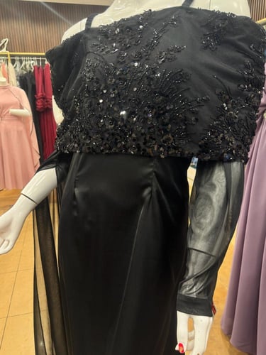 فستان اسود اوف شولدر تفصيل قطعه وحده