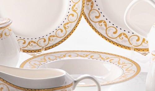 طقم سفرة بورسلان 131قطعة