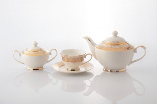 طقم سفرة فاخر 107 قطعة