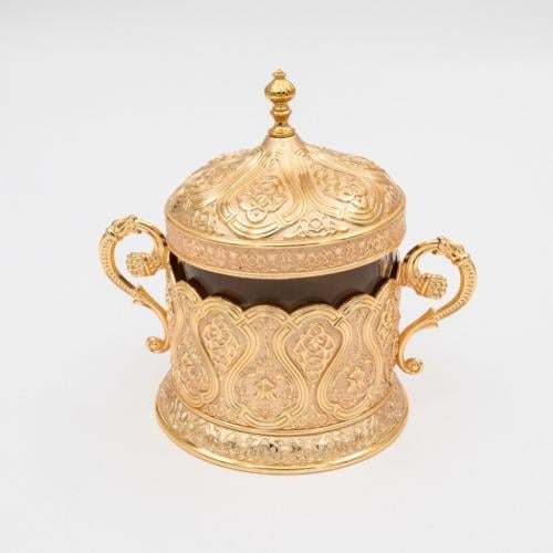 سكرية ضيافة وتقديم معدن ذهبي