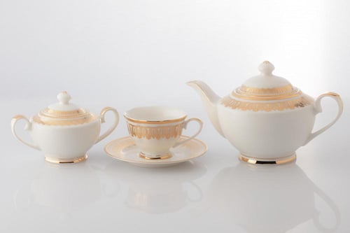 طقم سفرة فاخر 107 قطعة