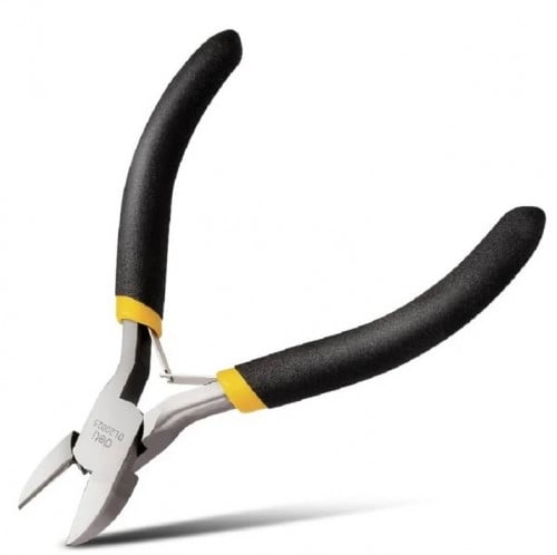 كماشة لقطع الأسلاك