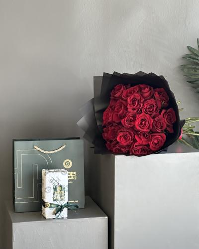عطر روزس & باقة رد جـوري