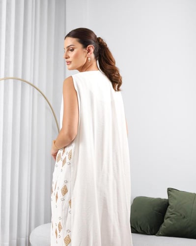 جلابية قطعة واحدة