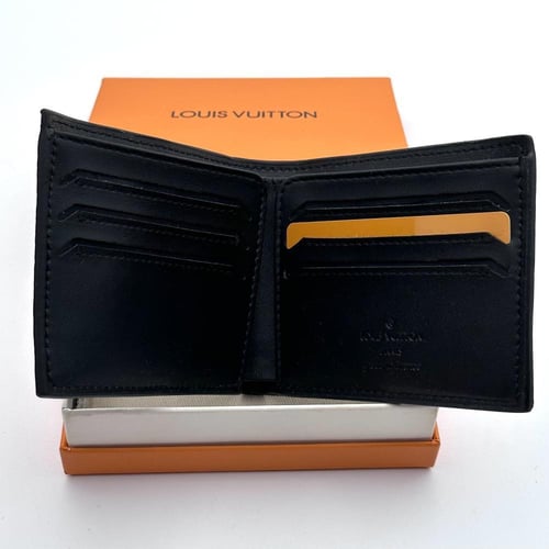 محفظة لويس فيتون اسود