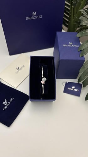 اسوارة سوارفسكي