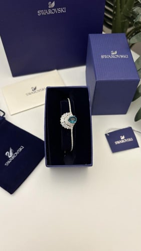 اسوارة سوارفسكي