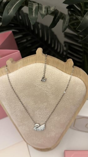 سلسال سوارفسكي البجعة