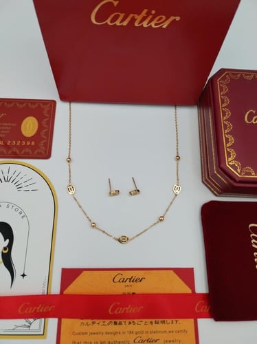 طقم سلسال وحلق كارتير (ذهبي)