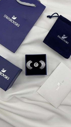 خاتم سوارفسكي الهبة