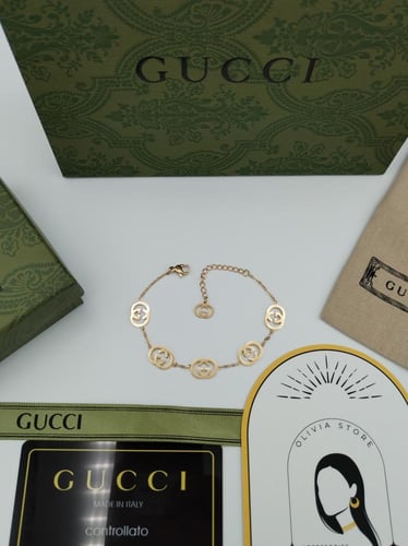 اسوارة قوتشي مع الملحقات