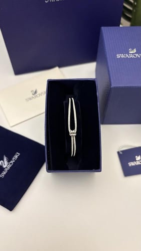 اسوارة سوارفسكي