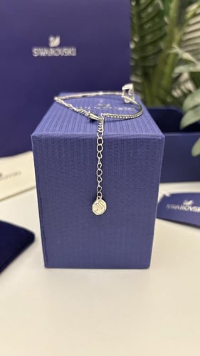 اسوارة سوارفسكي