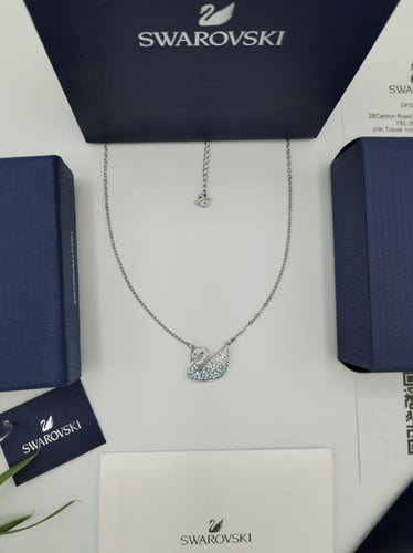 سلسال سوارفسكي البجعة