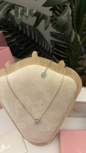 سلسال سوارفسكي الراقص ازرق