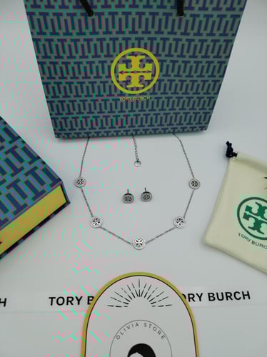 طقم سلسال و حلق توري بورش