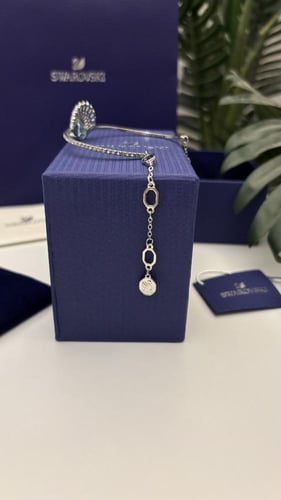 اسوارة سوارفسكي