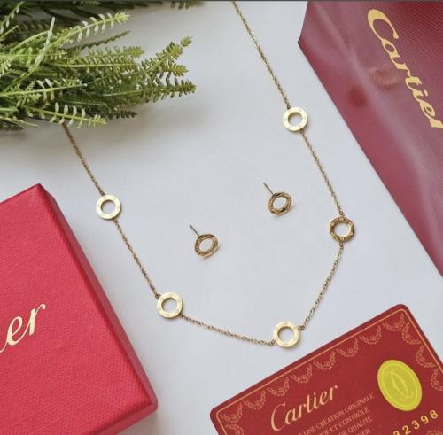 طقم سلسال وحلق كارتير (ذهبي)