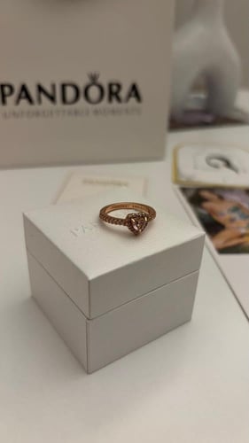 خاتم باندورا