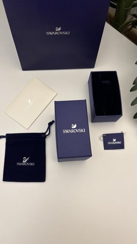 اسوارة سوارفسكي