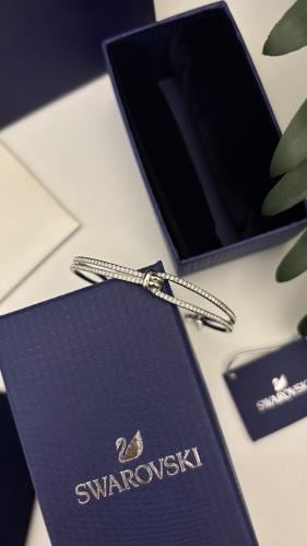 اسوارة سوارفسكي