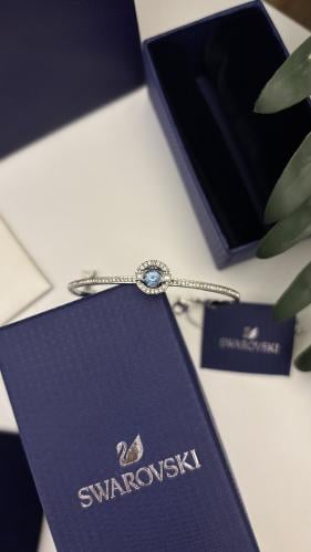 اسوارة سوارفسكي