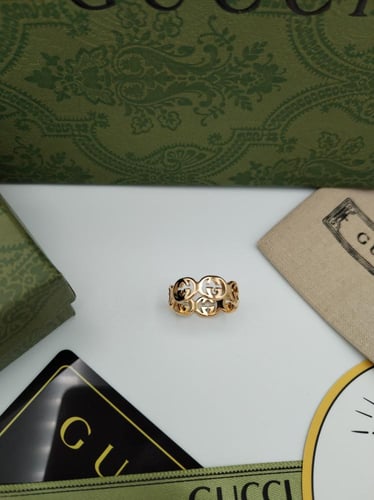 خاتم قوتشي مع الملحقات