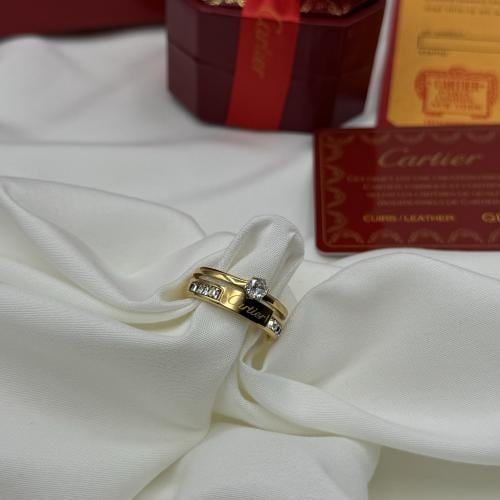 خاتم كارتير مع الملحقات