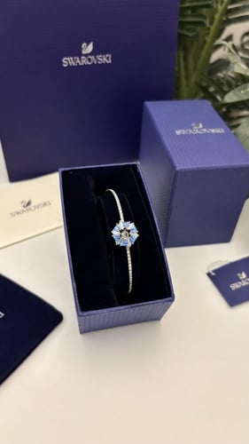 اسوارة سوارفسكي