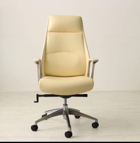 كرسي جلد فاخر دوار متحرك - لون سكري، موديل AM1902A