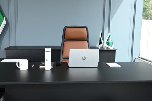 طقم مكتب مقاس 2200*1800*750 + وحدة جانبية لون أسود...