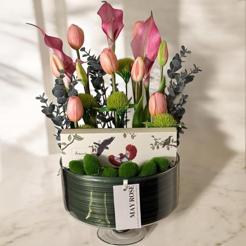 فازة ورد صناعي