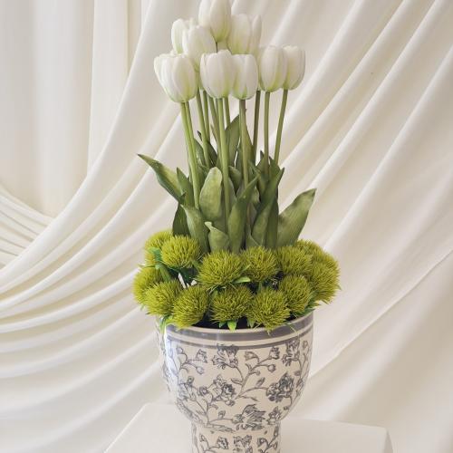 فازة ورد صناعي