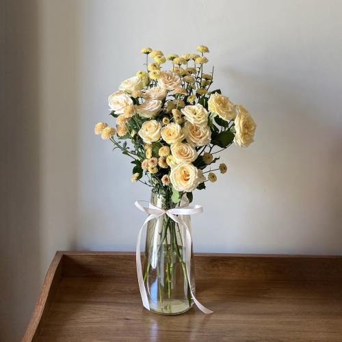 فازة ورد طبيعي