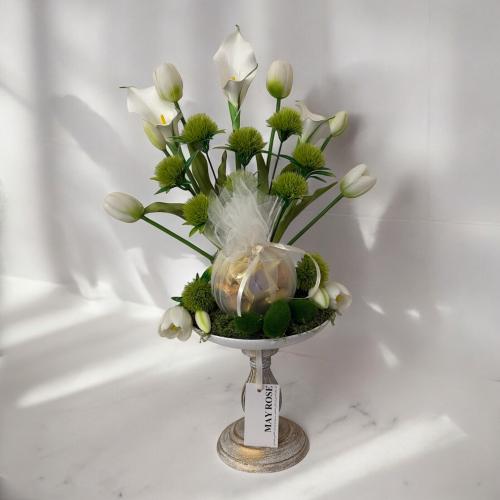 فازة ورد صناعي