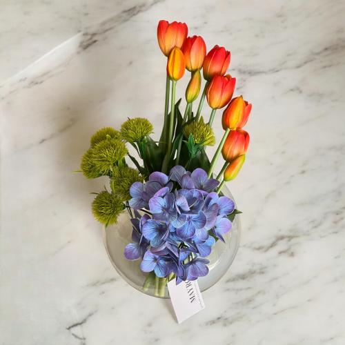 فازة ورد صناعي