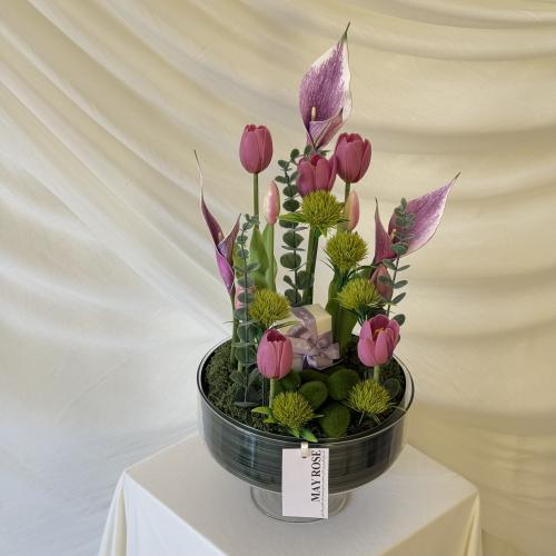 فازة ورد صناعي