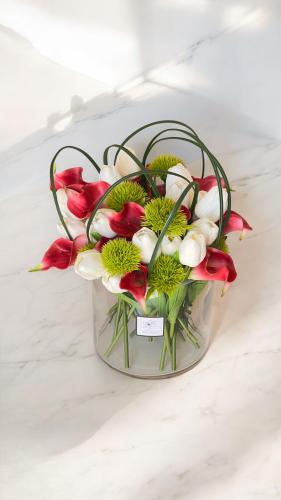 فازة ورد صناعي