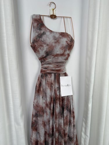 فستان ناعم أنيق