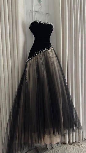 فستان سهرة جوخ مطرز لول لمعه