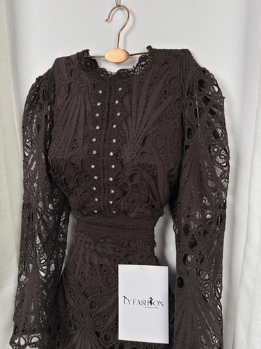 فستان ناعم موكا دانتيل راقي