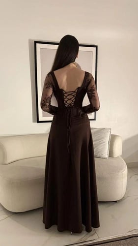 فستان سهرة باربي أكمام دانتيل