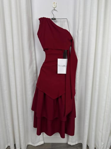 فستان ناعم عودي