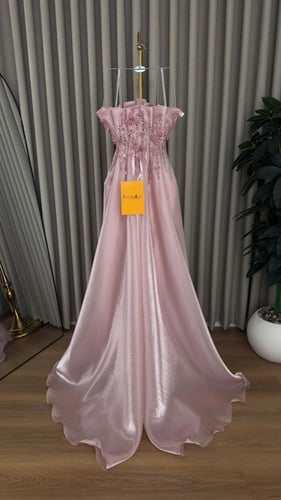 فستان سهرة لمعه تطريز زهور يدوي