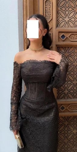 فستان سهرة دانتيل اسود