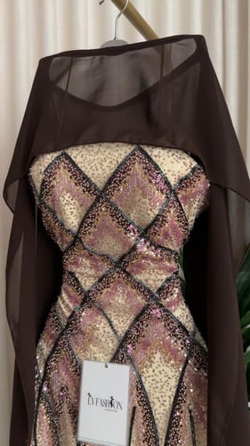 فستان سهرة مطرز بالكامل أنيق